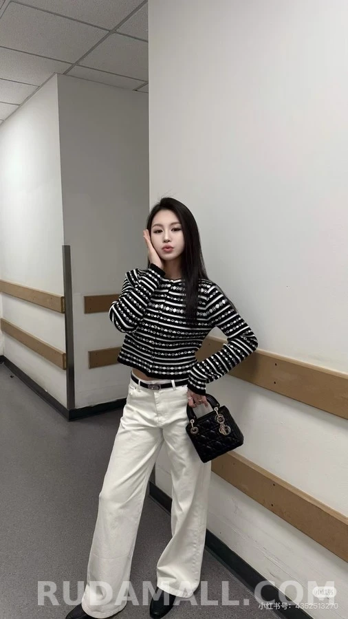 루이비통 루이비통 모노그램 스트라이프 니트 가디건 상세 이미지