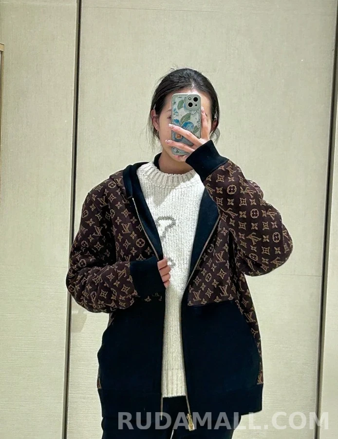 루이비통 루이비통 모노그램 연결 후드 집업 상세 이미지