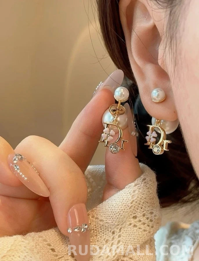 디올 디올 진주 로고 꽃 귀걸이 상세 이미지