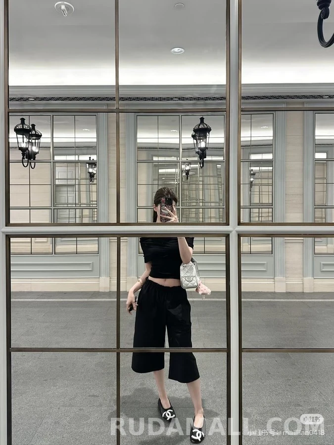 샤넬 샤넬 로고 플랫 상세 이미지