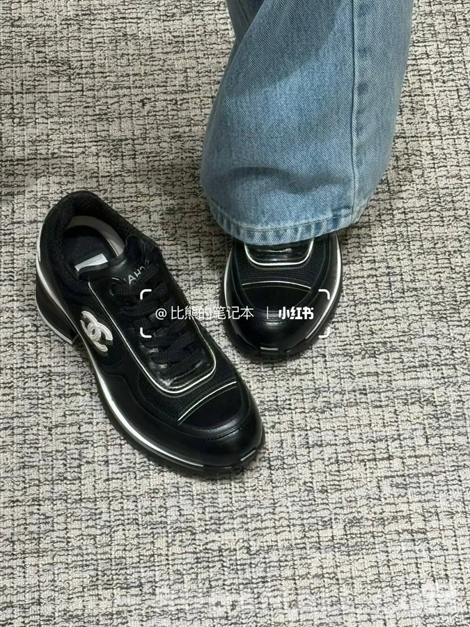 샤넬 샤넬 Double C 로고 청키 스니커즈 상세 이미지