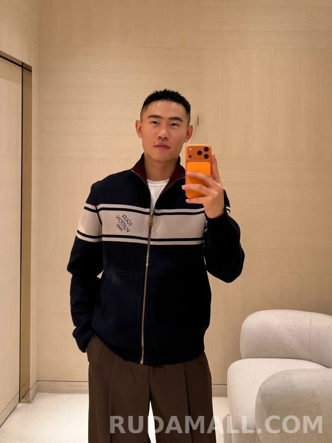루이비통 루이비통 스트라이프 니트 집업 상세 이미지