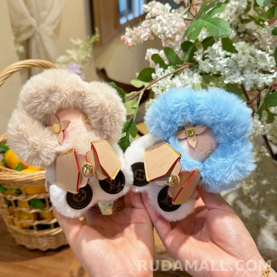 루이비통 루이비통 Vivienne Hug 이어폰 백참 상세 이미지