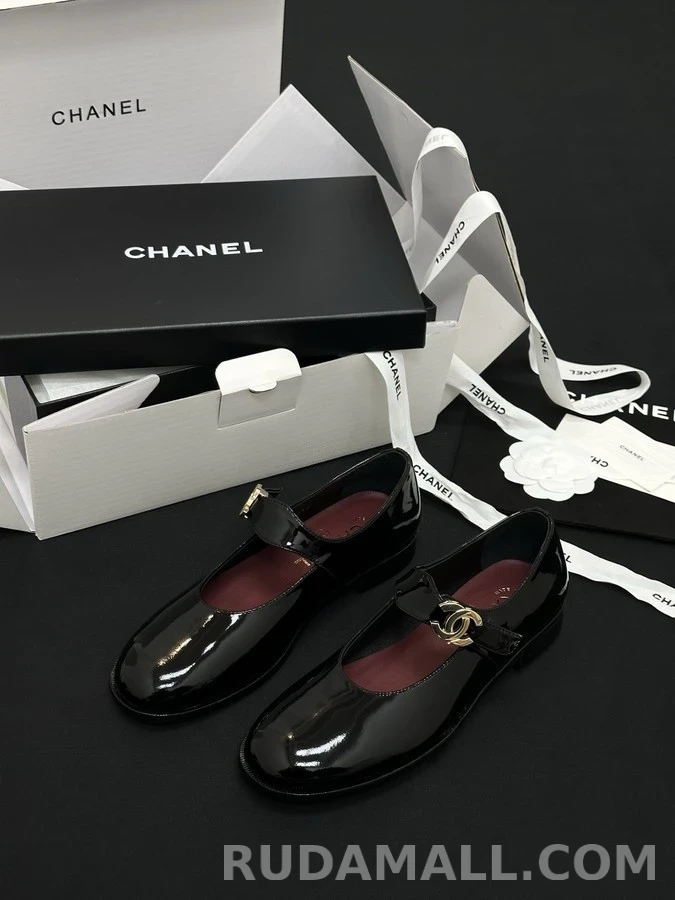 샤넬 샤넬 더블 C 에나멜 메리제인 슈즈 상세 이미지