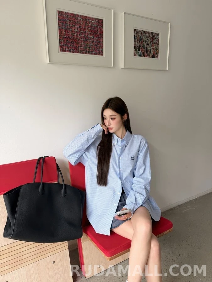 미우미우 미우미우 로고 체크 셔츠 스카이블루 상세 이미지