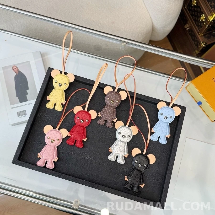 루이비통 루이비통 루이 베어 키링 상세 이미지