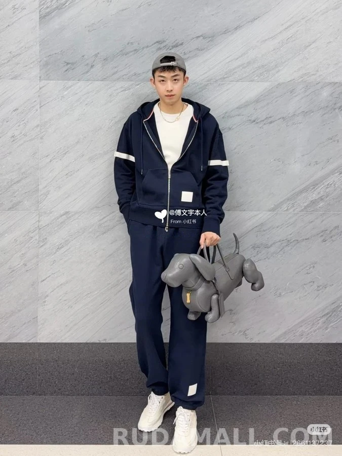 톰브라운 톰브라운 포바 스트라이프 후드 집업 상세 이미지