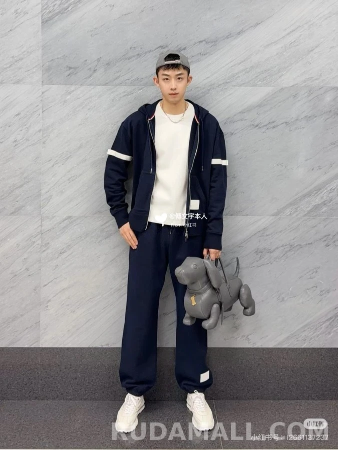 톰브라운 톰브라운 포바 스트라이프 후드 집업 상세 이미지