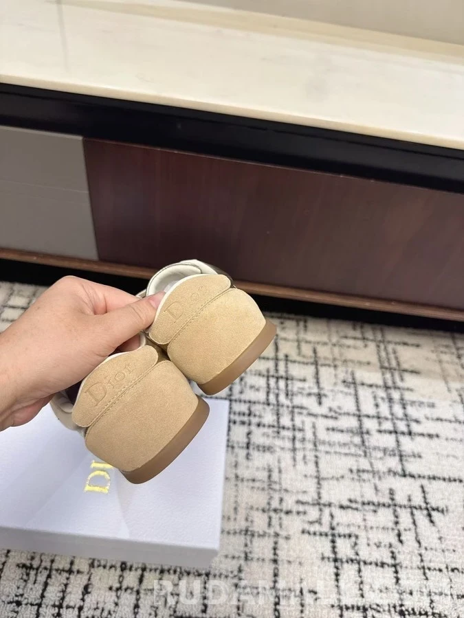 디올 디올 스웨이드 레터링 독일군 스니커즈 상세 이미지