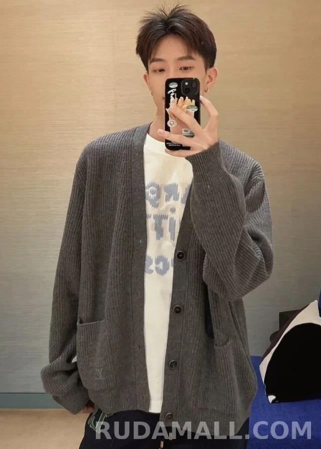 루이비통 루이비통 자수 캐시미어 가디건 상세 이미지