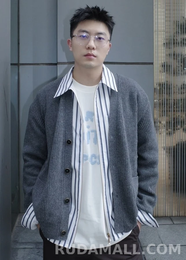 루이비통 루이비통 자수 캐시미어 가디건 상세 이미지