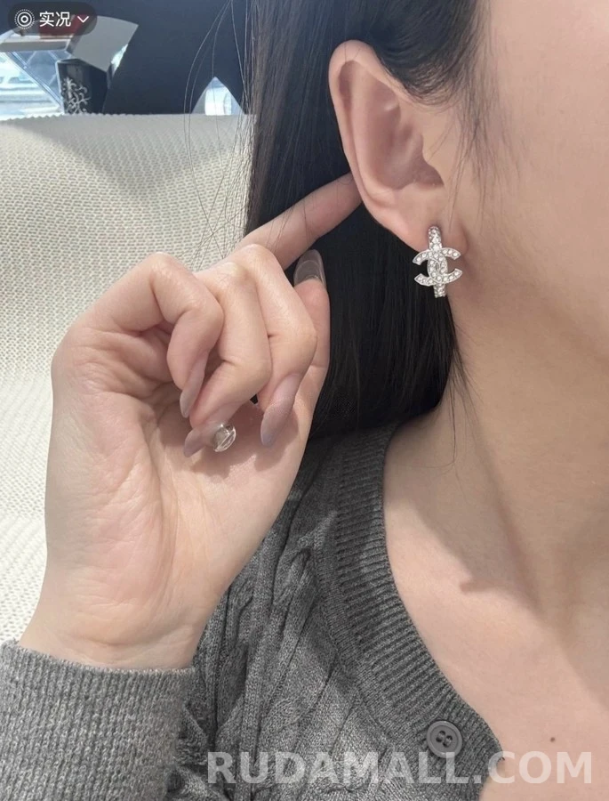 샤넬 샤넬 로고 큐빅 후프 귀걸이 상세 이미지