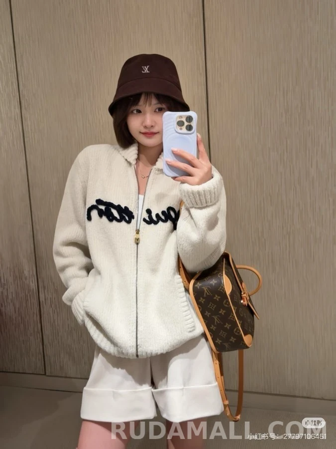 루이비통 루이비통 레터링 자수 울 집업 가디건 상세 이미지