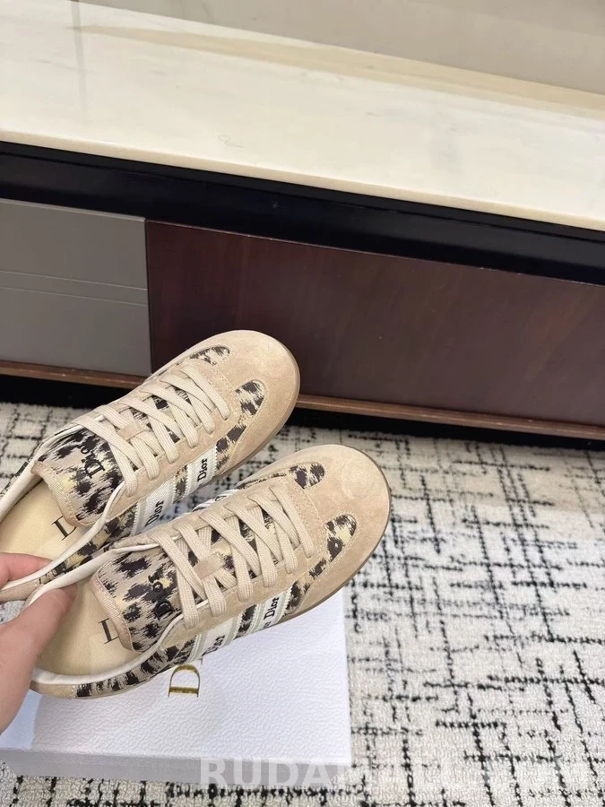 디올 디올 레오파드 독일군 스니커즈 상세 이미지
