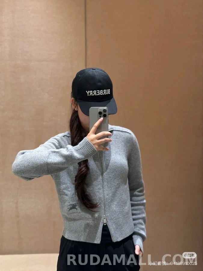 버버리 버버리 투웨이 집업 하이넥 니트 가디건 상세 이미지
