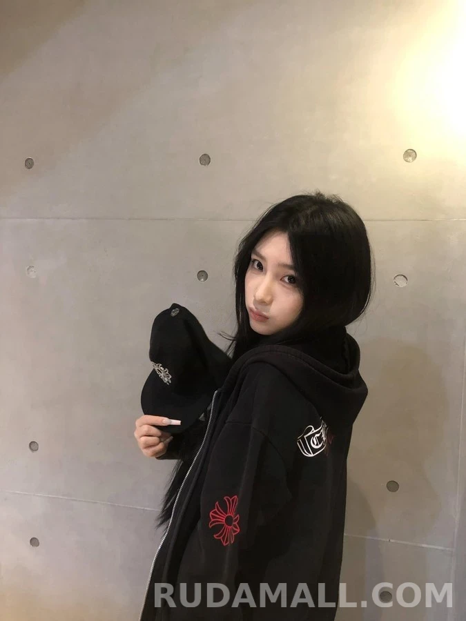 크롬하츠 크롬하츠 레터링 크로스 후드 집업 상세 이미지