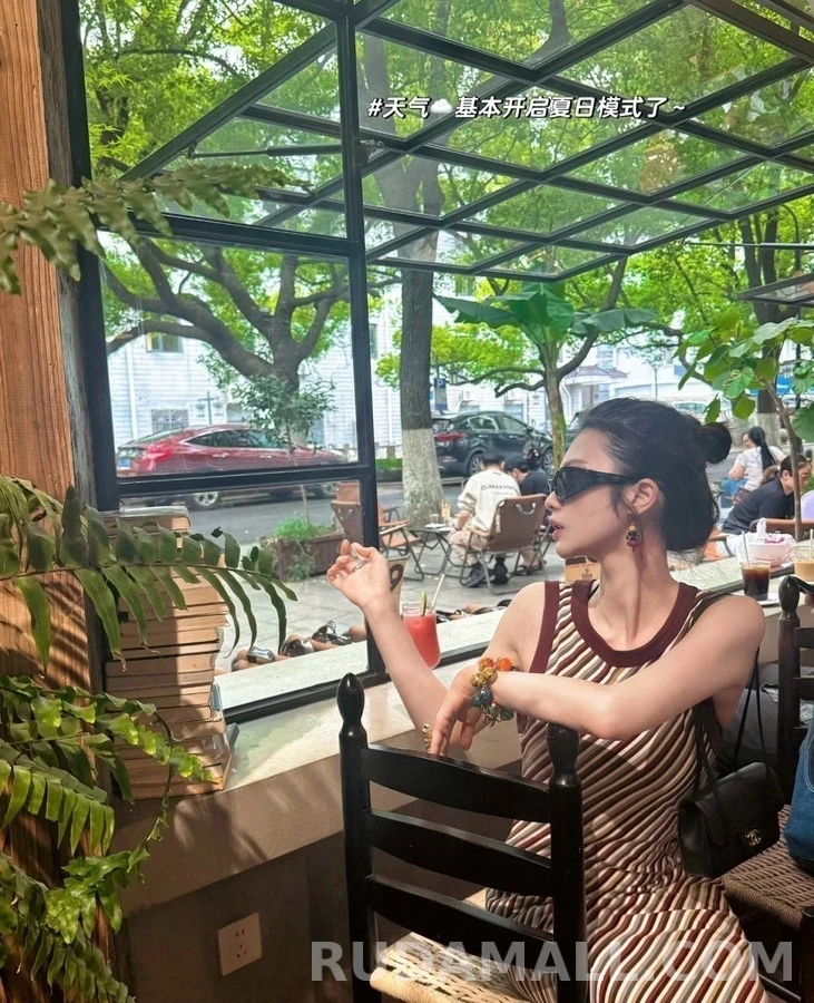 샤넬 샤넬 컬러 스택 비즈 드롭 귀걸이 상세 이미지