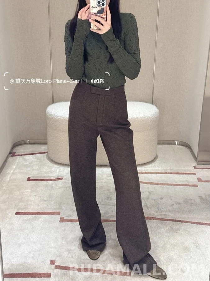 로로피아나 로로피아나 주름 텍스처 터틀넥 긴팔 티셔츠 상세 이미지