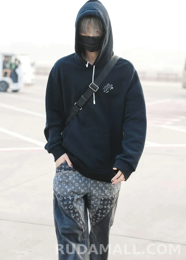 루이비통 루이비통 자수 후드티 상세 이미지