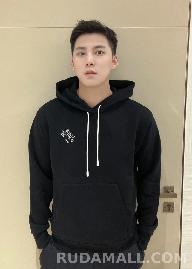 루이비통 루이비통 자수 후드티 상세 이미지