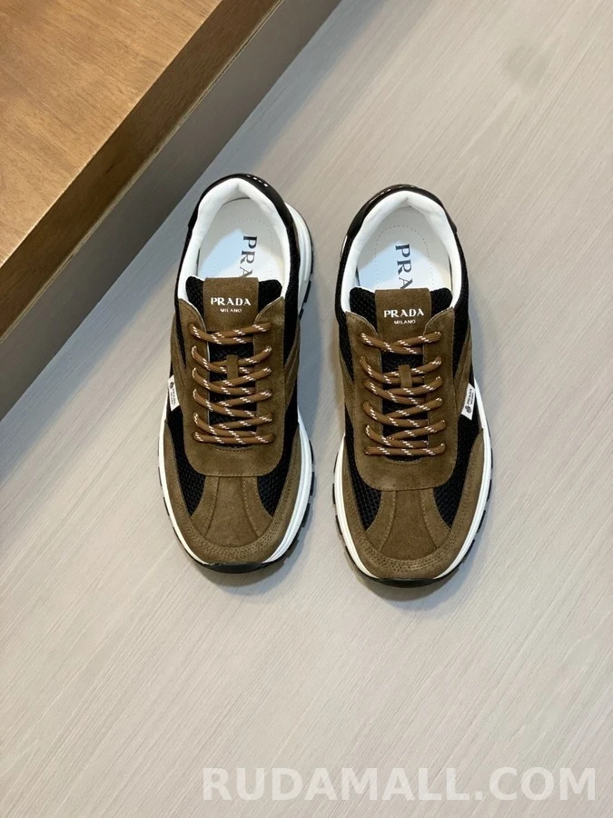 프라다 프라다 Re-Edition 스웨이드 스니커즈 상세 이미지