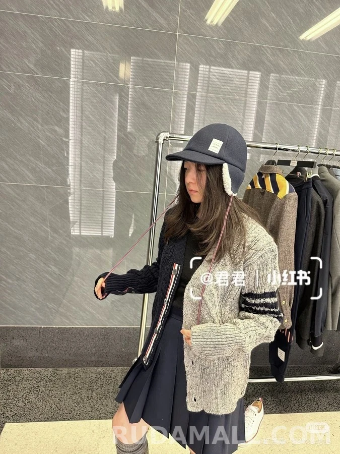 톰브라운 톰브라운 스플릿 4바 케이블 가디건 상세 이미지