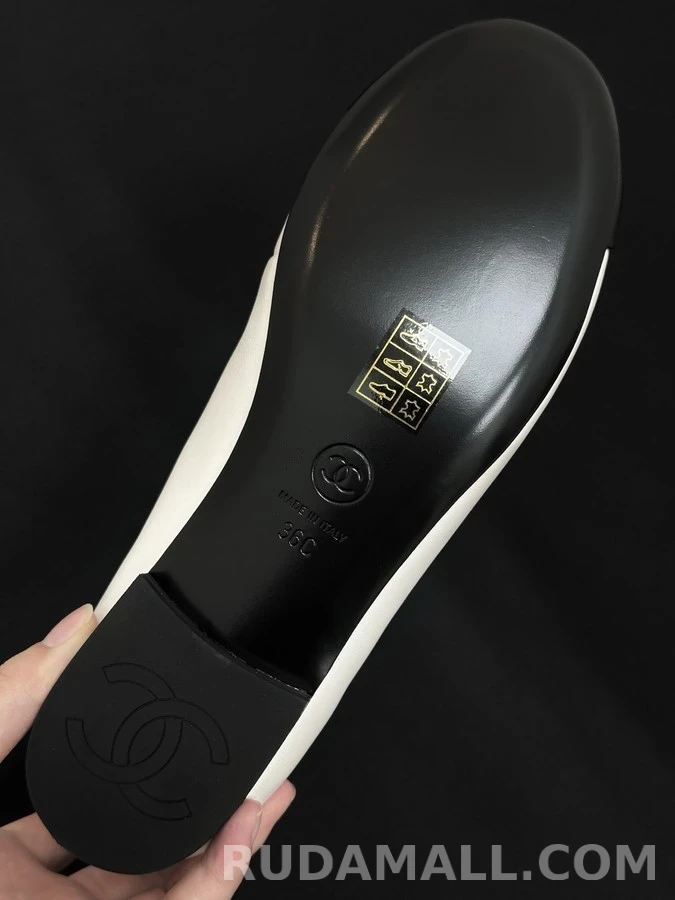 샤넬 샤넬 투톤 로고 메리제인 플랫 상세 이미지