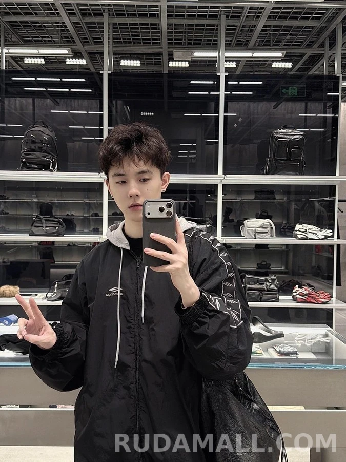 발렌시아가 발렌시아가 BLCG 로고 테이프 후드 자켓 상세 이미지