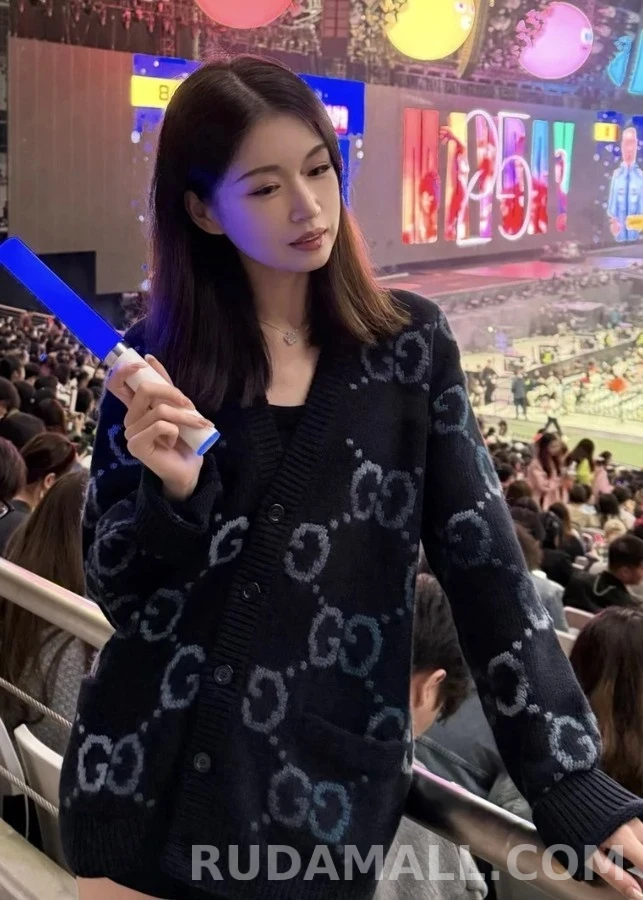 구찌 구찌 인타르시아 니트 가디건 상세 이미지