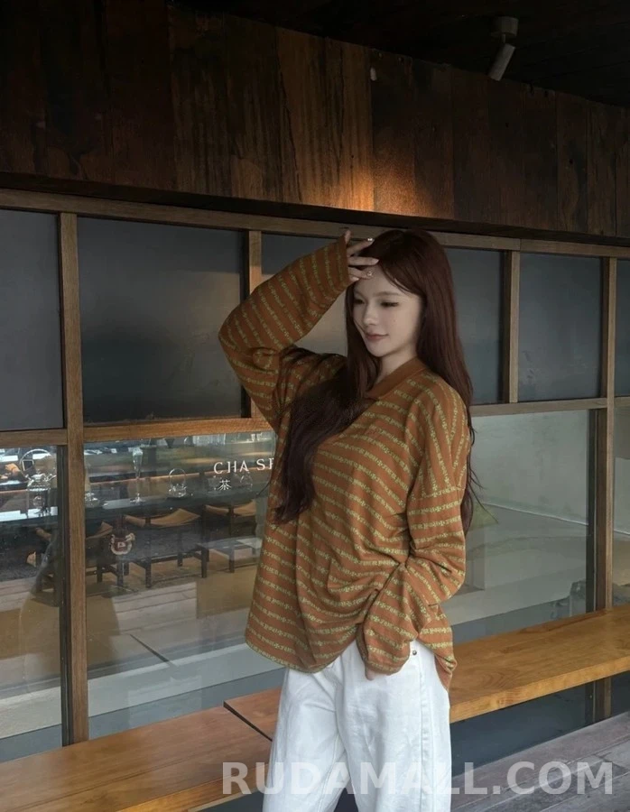 크롬하츠 크롬하츠 십자가 패턴 긴팔 폴로 티셔츠 상세 이미지