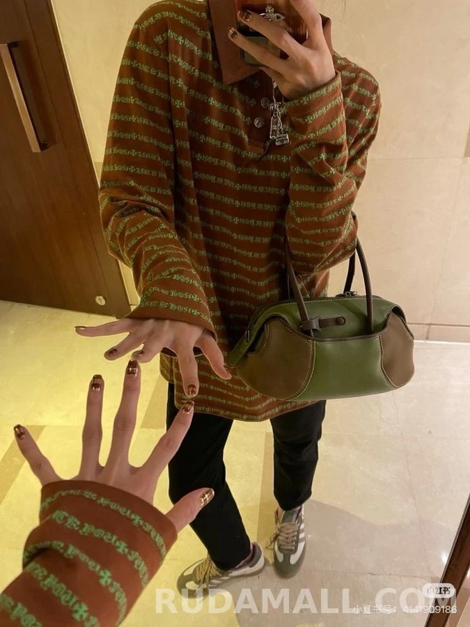 크롬하츠 크롬하츠 십자가 패턴 긴팔 폴로 티셔츠 상세 이미지
