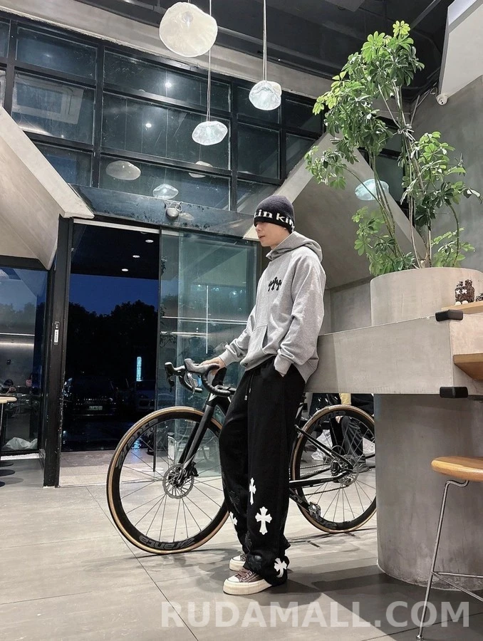크롬하츠 크롬하츠 십자가 CH 로고 플록 후드티 상세 이미지