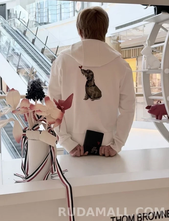 톰브라운 톰브라운 강아지 하트 자수 후드 집업 상세 이미지
