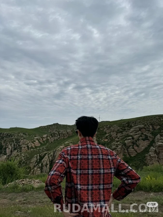 크롬하츠 크롬하츠 격자무늬 십자가 긴팔 티셔츠 상세 이미지
