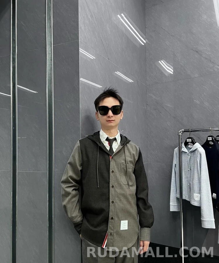 톰브라운 톰브라운 트라이컬러 후드 셔츠 상세 이미지