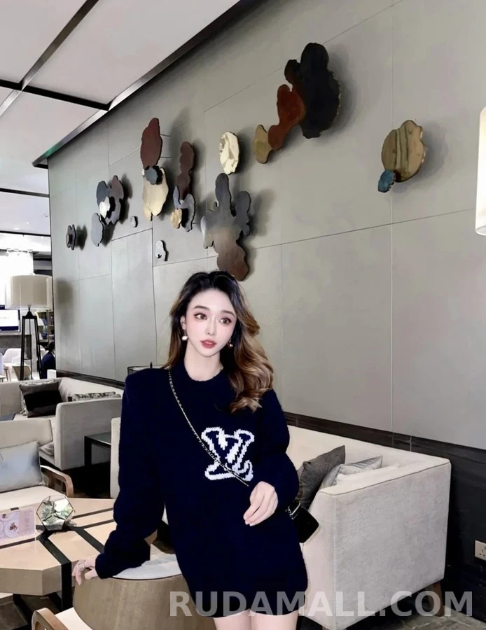 루이비통 루이비통 로고 테디 니트 상세 이미지
