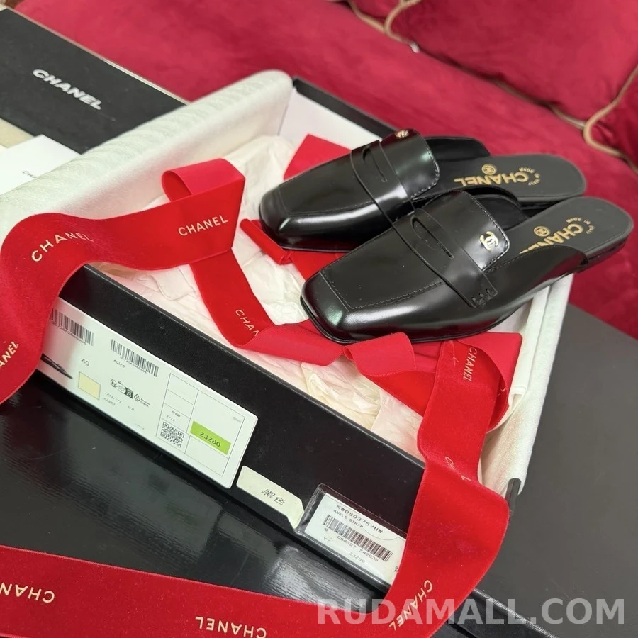샤넬 샤넬 로고 레더 뮬 로퍼 상세 이미지