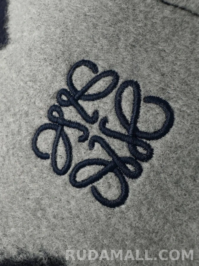 로에베 로에베 아나그램 자카드 니트 상세 이미지