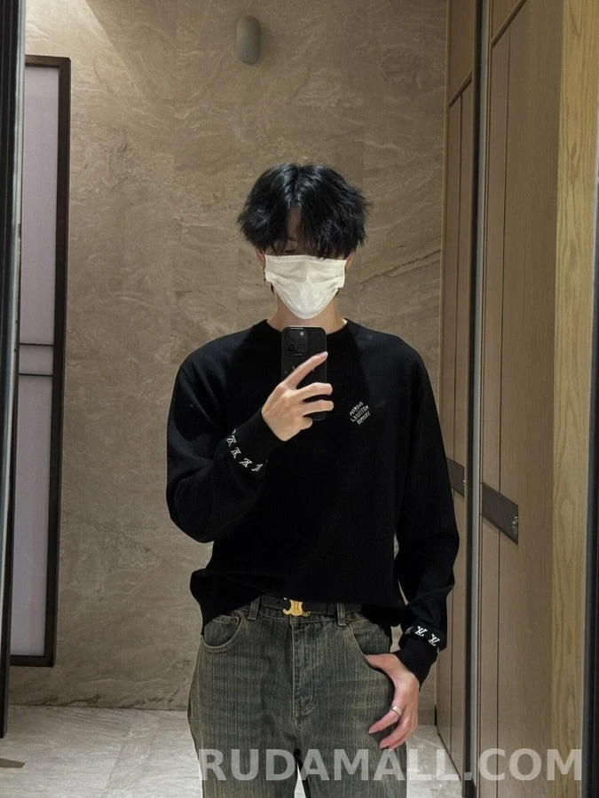 루이비통 루이비통 레터링 모노그램 긴팔 티셔츠 상세 이미지