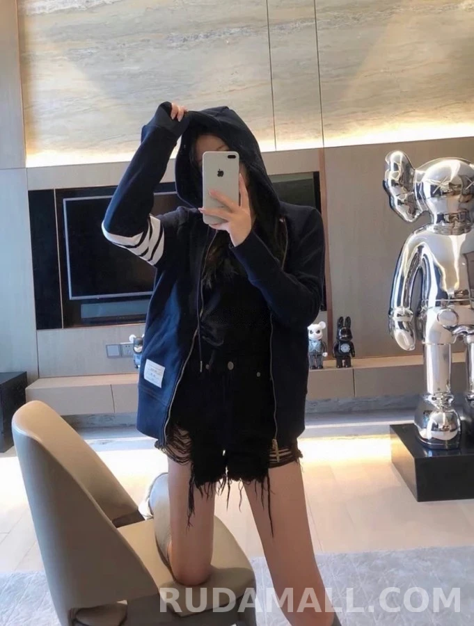 톰브라운 톰브라운 사선 스트라이프 후드 집업 상세 이미지