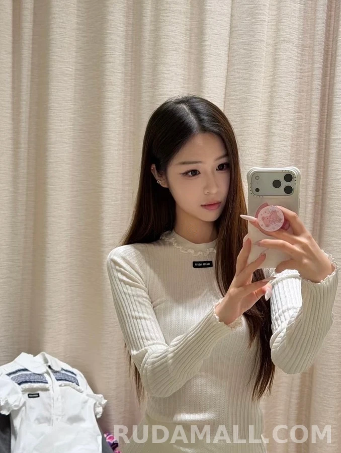 미우미우 미우미우 프릴 라운드넥 립 니트 탑 상세 이미지
