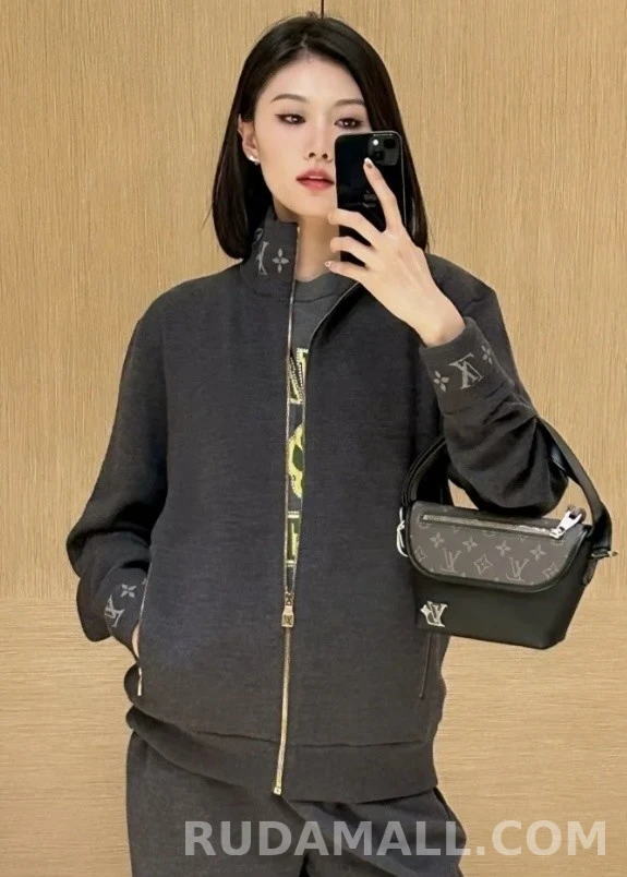 루이비통 루이비통 모노그램 스탠드넥 집업 니트 상세 이미지