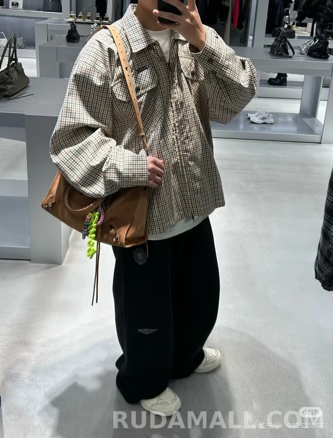 발렌시아가 발렌시아가 체크 패턴 집업 셔츠 상세 이미지