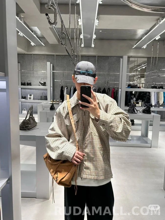 발렌시아가 발렌시아가 체크 패턴 집업 셔츠 상세 이미지