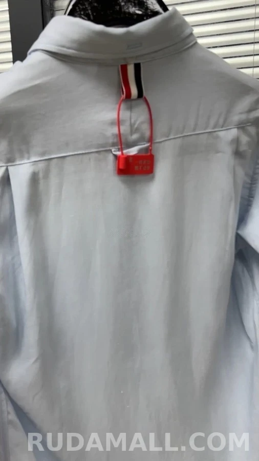 톰브라운 톰브라운 버튼다운 셔츠 상세 이미지