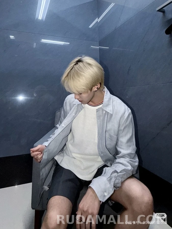 톰브라운 톰브라운 버튼다운 셔츠 상세 이미지