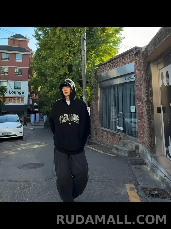 셀린느 셀린느 레터링 후드 니트 상세 이미지