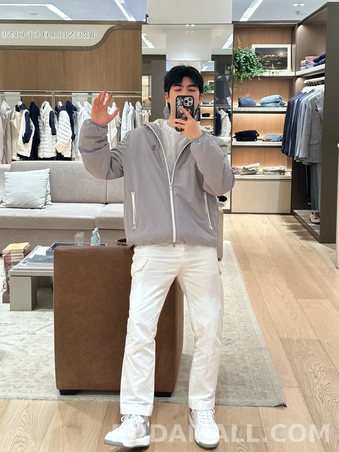 브루넬로 쿠치넬리 브루넬로 쿠치넬리 코팅 나일론 후드 집업 상세 이미지