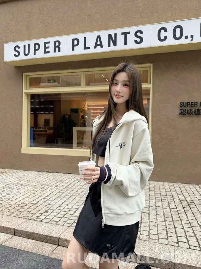 프라다 프라다 복고 휘장 후드 집업 상세 이미지