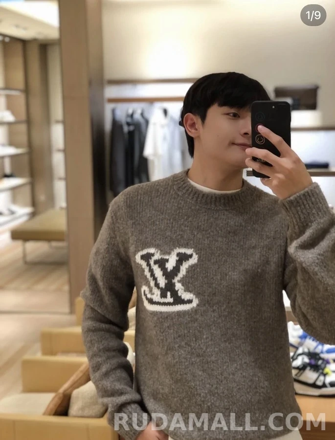 루이비통 루이비통 로고 테디 스웨터 상세 이미지